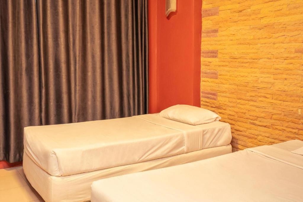The Mansion Pakchong Hotel Му Си Екстериор снимка